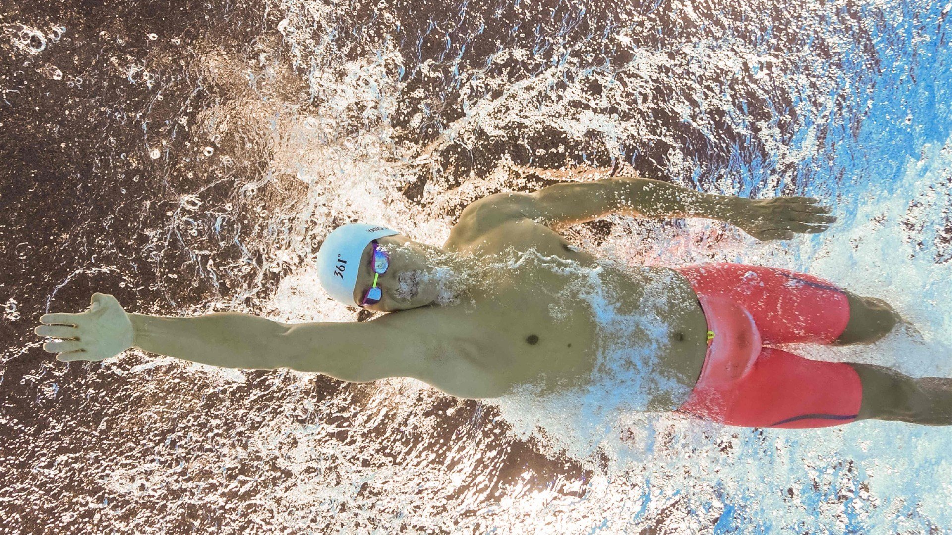 AYXSPORTSAPP-海外帆船挑战赛，海上风云变幻的精彩较量，国外帆船网站